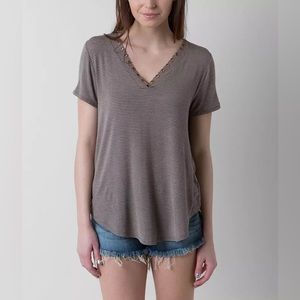 H.I.P. Taupe Striped Top FROM THE BUCKLE in SIZE XLarge
Excellent condition